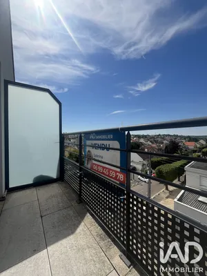 Apartment in Morangis (91420)