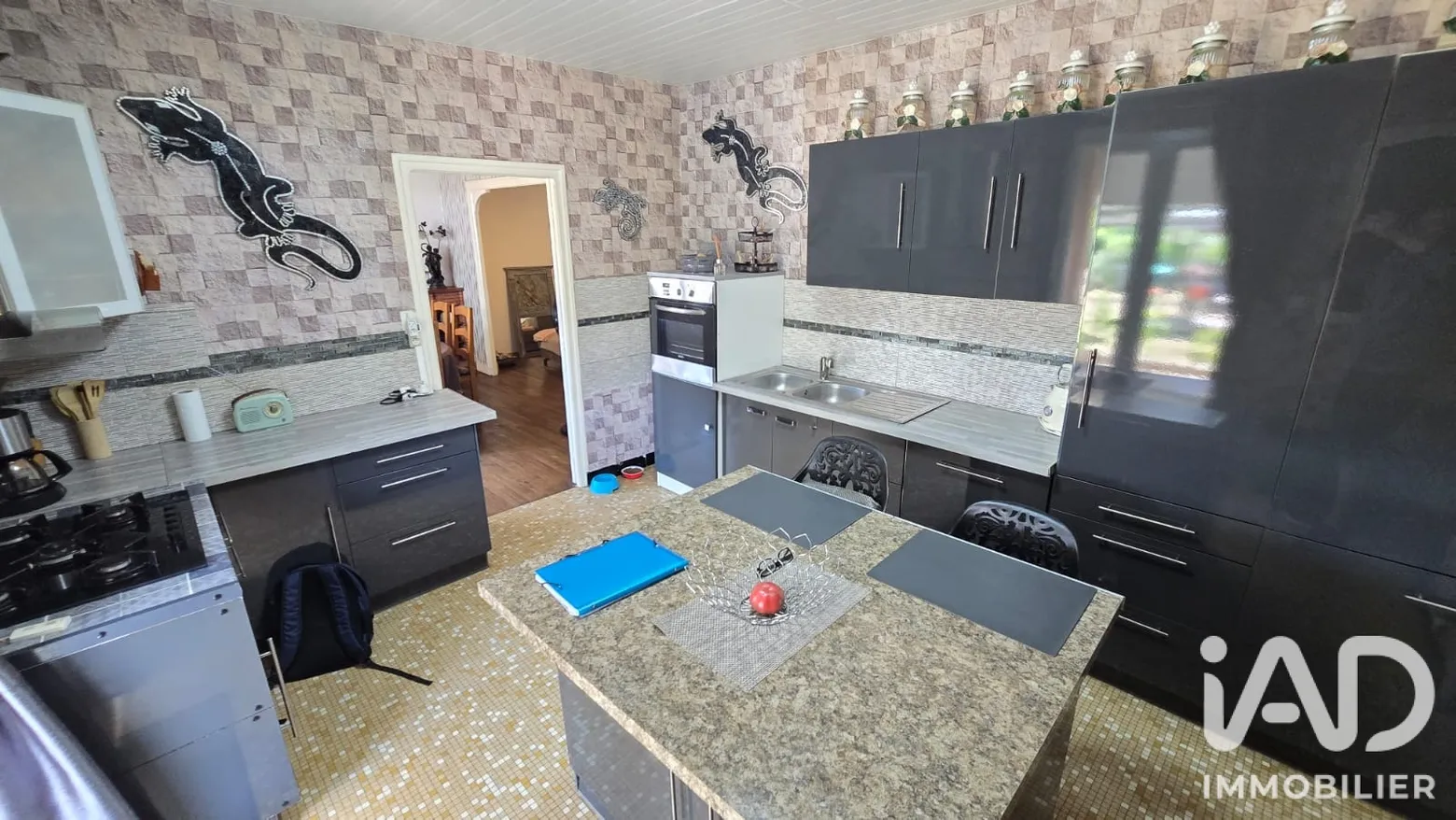 Vente maison à Blanzay (86400) : maison de village 4 pièces 120 m² - 2018490 — 3