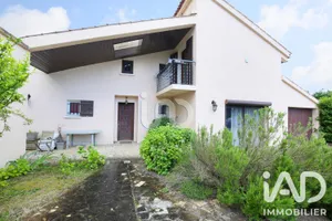 Architectural house in Montberon (31140)