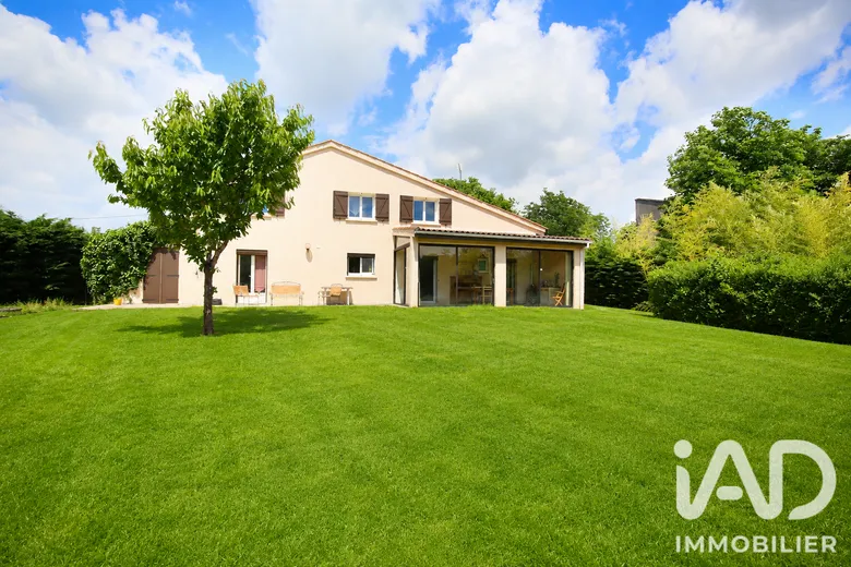 Maison 7 pièces 190 m² · à Montberon · 190 m² · 373 000 €