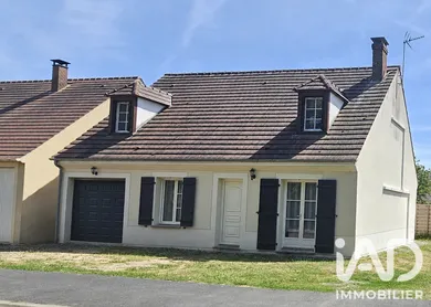 Maison traditionnelle à Couloisy (60350)
