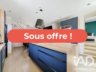 Maison de village à Thorigny-sur-Oreuse (89260)