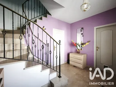 Townhouse in Mayenne (53100)