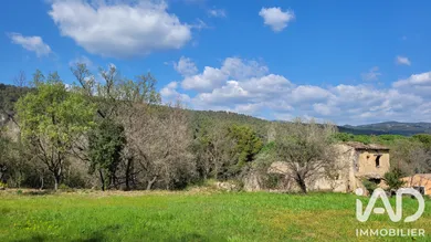 Terrain à bâtir à Salernes (83690)