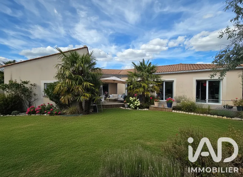 Maison 6 pièces 150 m² · à Mornac · 150 m² · 299 900 €