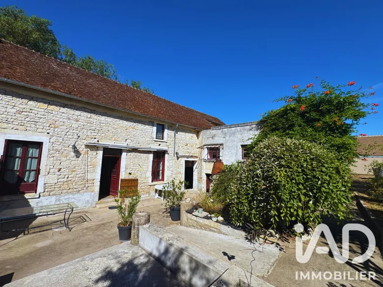 Maison 6 pièces 171 m² · à Mesves-sur-Loire · 171 m² · 120 000 €