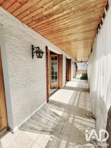 House in Pleurs (51230)