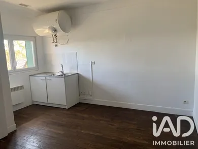 Appartement à Mouroux (77120)