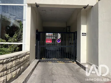 Parking à Montrouge (92120)