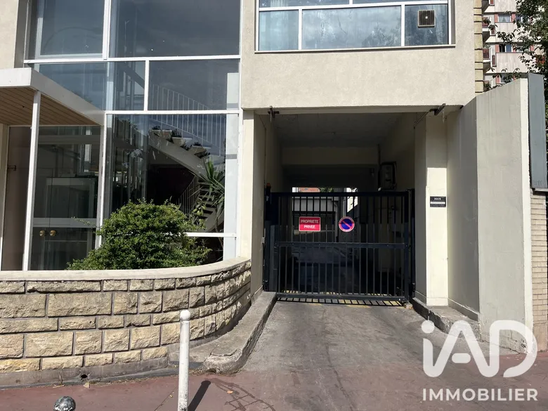 Parking 10 m² · à Montrouge · 10 m² · 17 000 €