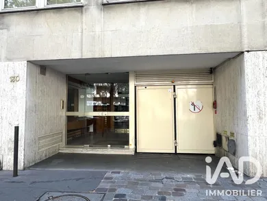 Parking in Paris (75014)
