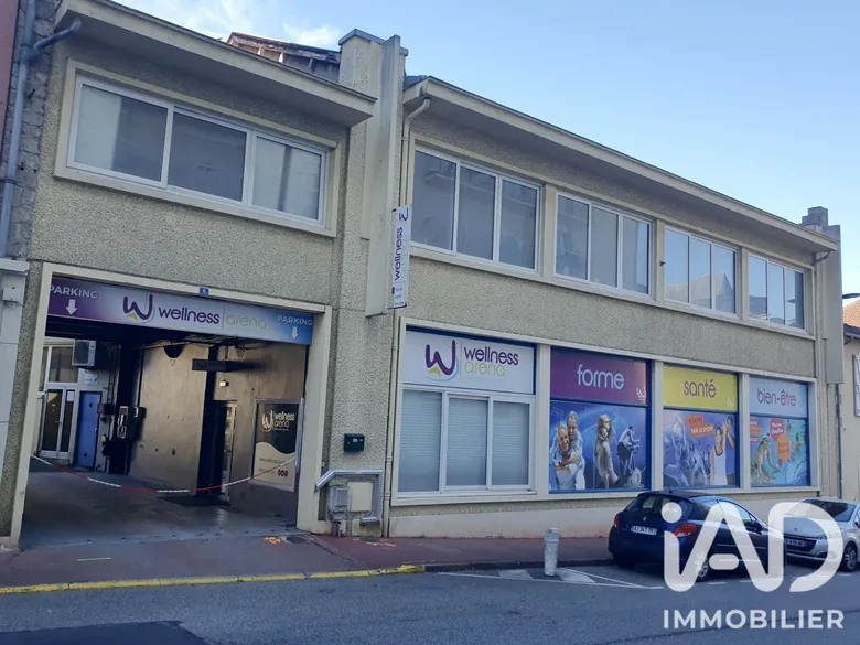 Local commercial 400 m² · à Limoges · 400 m² · 670 400 €