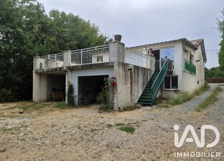 Maison 3 pièces 101 m² · à Brioux-sur-Boutonne · 101 m² · 120 000 €