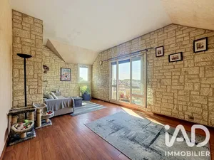 Duplex in Beauchamp (95250)