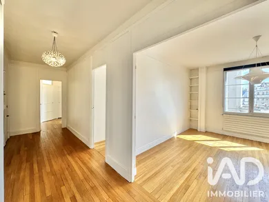 Appartement à Issy-les-Moulineaux (92130)