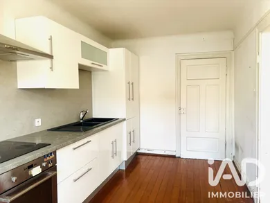 Immeuble à Hundling (57990)