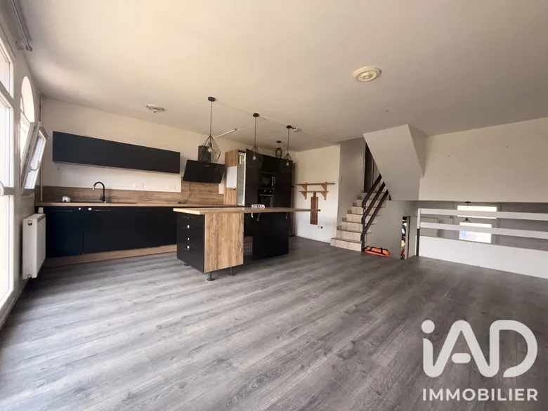 Maison 6 pièces 100 m² · à Paron · 100 m² · 137 000 €