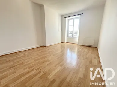 Appartement à Évron (53600)