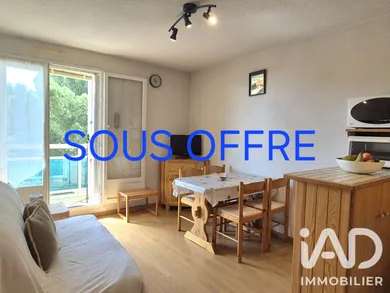 Apartment in Bormes-les-Mimosas (83230)