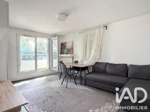 Apartment in Noisy-le-Grand (93160)