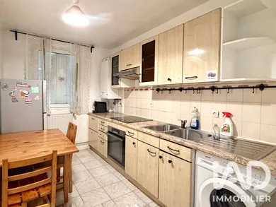 Appartement à Noisy-le-Grand (93160)