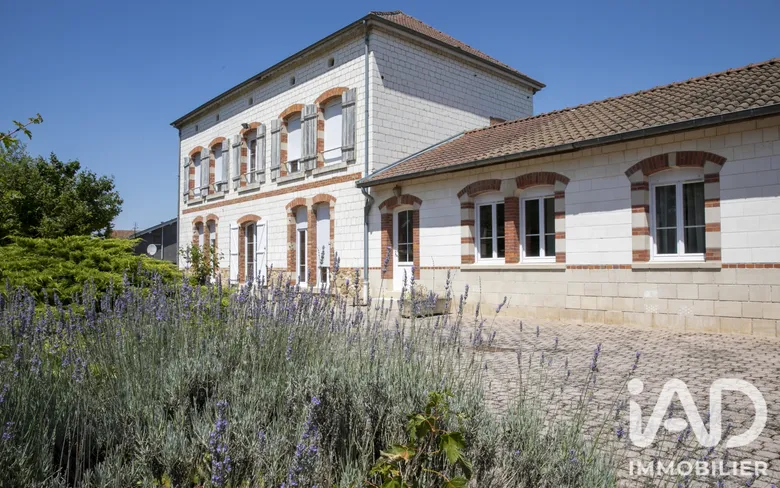 Maison 7 pièces 290 m² · à La Chaussée-sur-Marne · 290 m² · 340 000 €