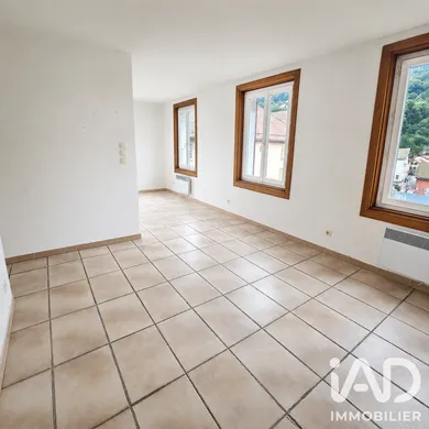Appartement à Allevard (38580)