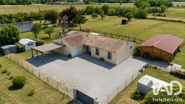 Maison 6 pièces 137 m² · à Vindelle · 137 m² · 322 000 €