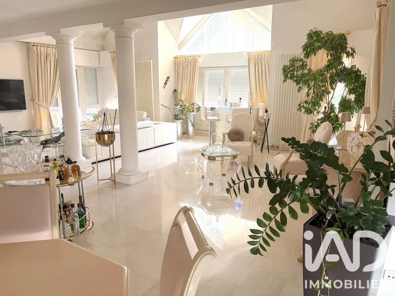 Maison 9 pièces 282 m² · à Étiolles · 282 m² · 990 000 €
