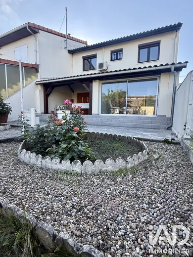 Maison à Bordeaux (33100)