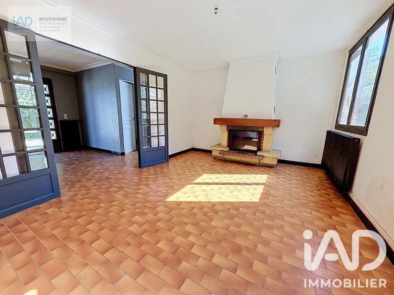 Maison 4 pièces 80 m² · à Villeneuve-Saint-Georges · 80 m² · 335 000 €