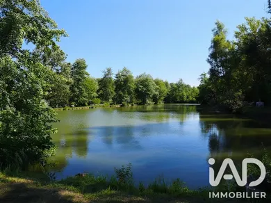 Leisure land in Saint-Victor-de-Morestel (38510)