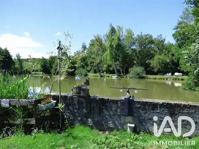 Leisure land in Saint-Victor-de-Morestel (38510)