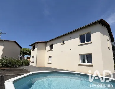 Maison à Cournon-d'Auvergne (63800)
