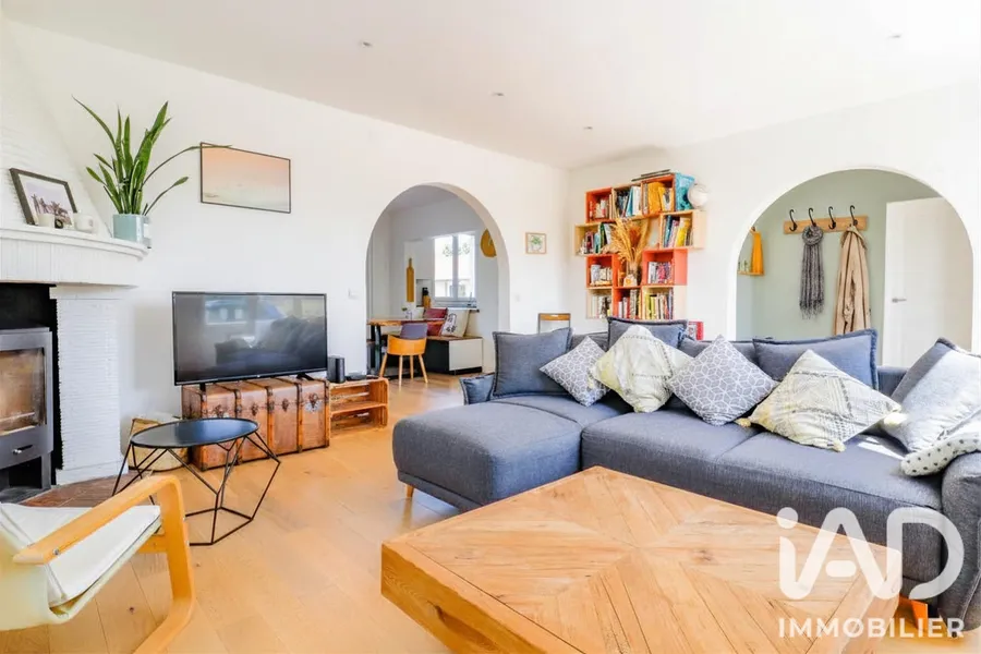 Maison à Magny-les-Hameaux (78114) photo 3