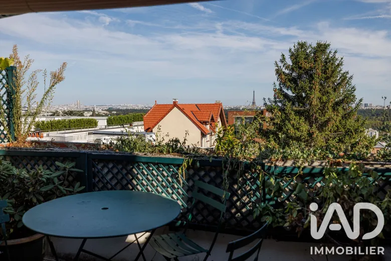 Appartement 6 pièces 140 m² · à Suresnes · 140 m² · 775 000 €