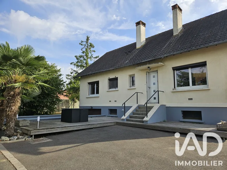 Maison 5 pièces 131 m² · à Abondant · 131 m² · 300 000 €
