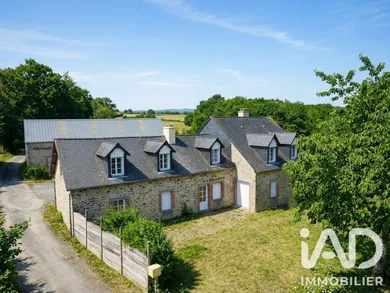 Maison de campagne à Crennes-sur-Fraubée (53700)