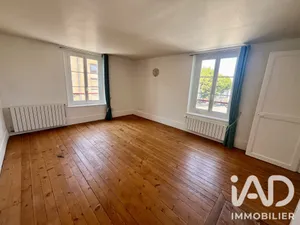 Apartment in Chantilly (60500)