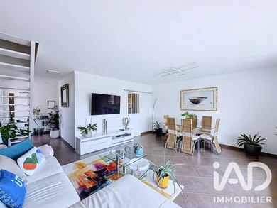 Duplex à Meaux (77100)