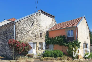 House in La Rochelle (70120)