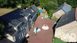 Maison de campagne à Guern (56310)
