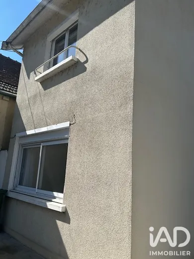 Maison de ville à Saint-Julien-les-Villas (10800)