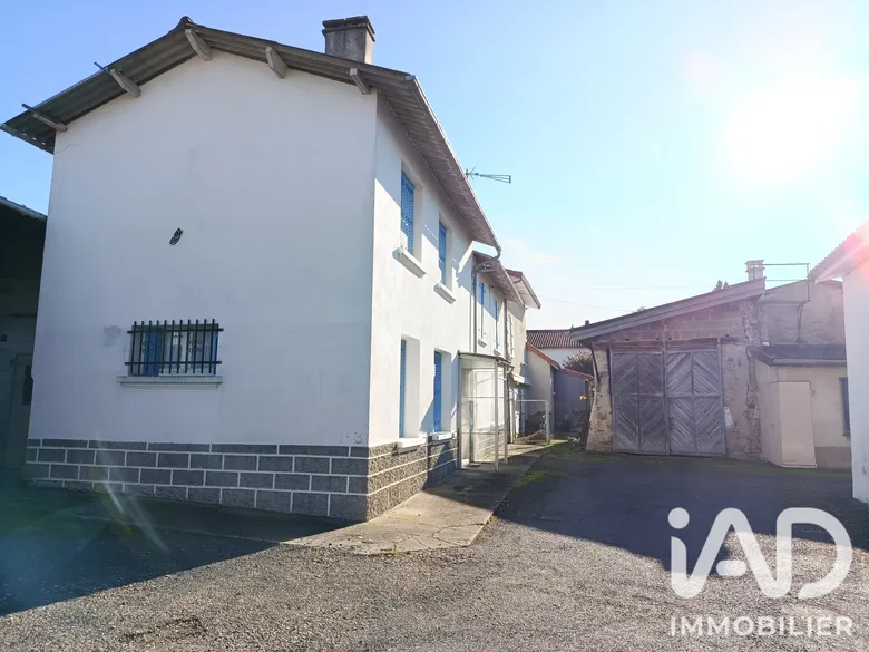 Maison 5 pièces 118 m² · à Lezoux · 118 m² · 145 000 €