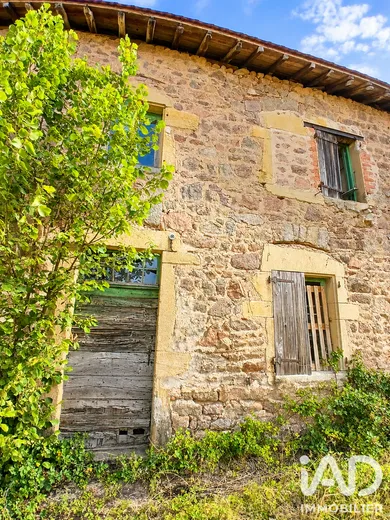 Ferme à La Clayette (71800)