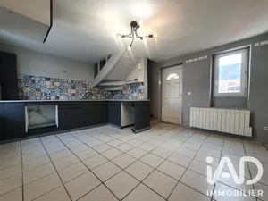 Townhouse in Saâcy-sur-Marne (77730)