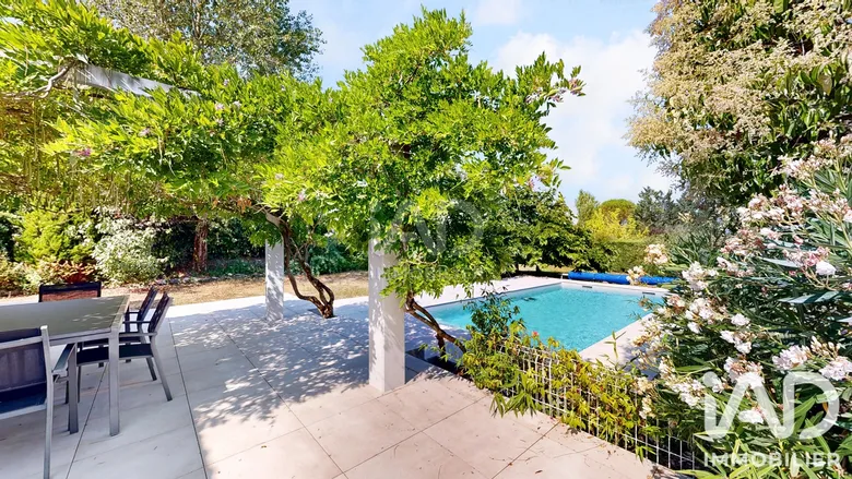 Maison 7 pièces 182 m² · à Bazus · 182 m² · 469 000 €