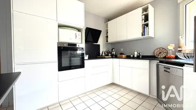 Maison à Saint-Étienne (42000)