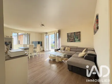 Appartement à Villard-Sallet (73110)