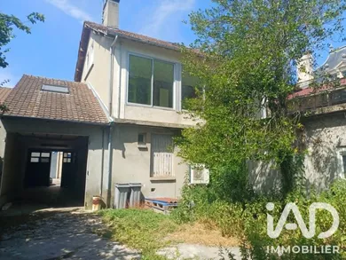 Appartement à Brienne-le-Château (10500)